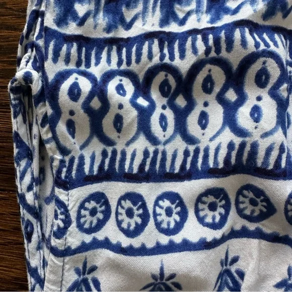 beachlunchlounge summer dress Blue and White Sleeveless Summer Dress - Picture 11 of 14